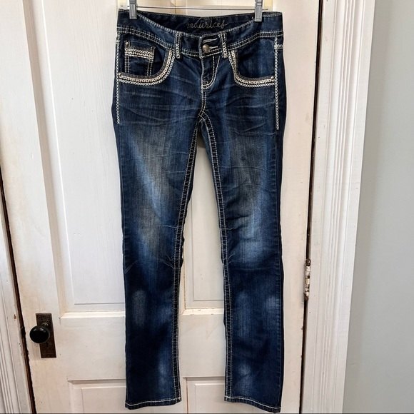 Maurices thick stitch denim jeans 3/4 regular. length of 32 inches as shown - Picture 2 of 8